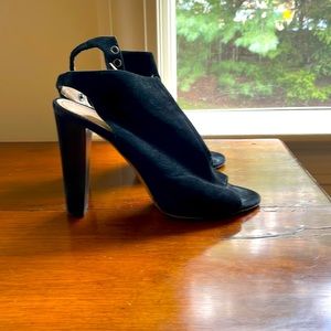 Italian suede size 7 peep toe heels.